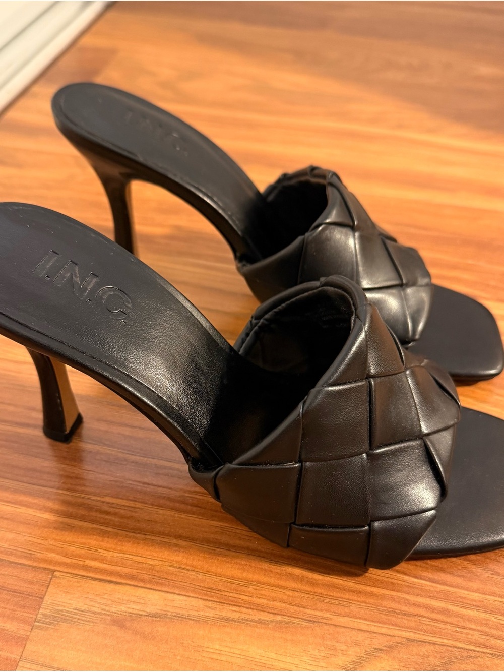 INC International Concepts black woven heels